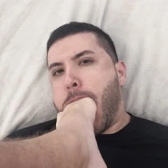 Male Feet Worship