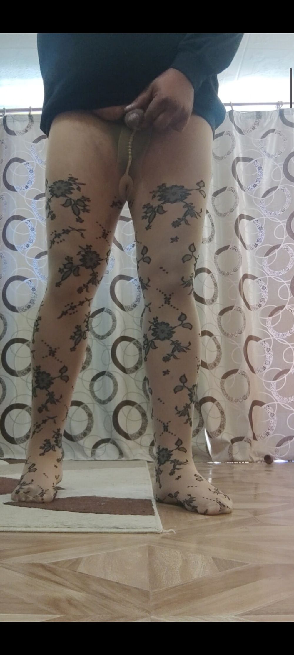 Patterned pantyhose cock masturbation #51