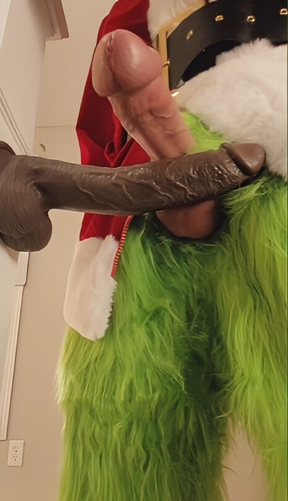 The Grinch&#039;s Cock is Huge #7