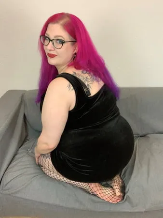 photo mix german goth bbw         