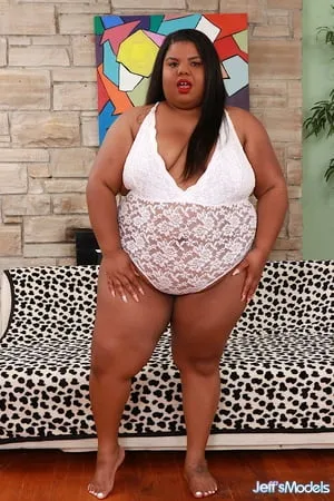 fat ass ebony bbw peaches love tastes white cock         