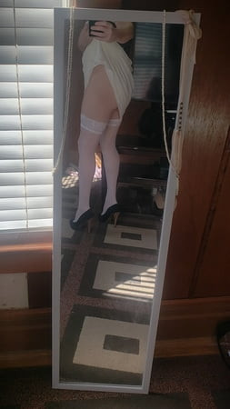 Daphne in her dressing room again