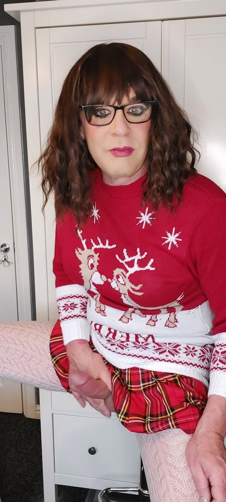 crossdressing juniper beri xmas #51