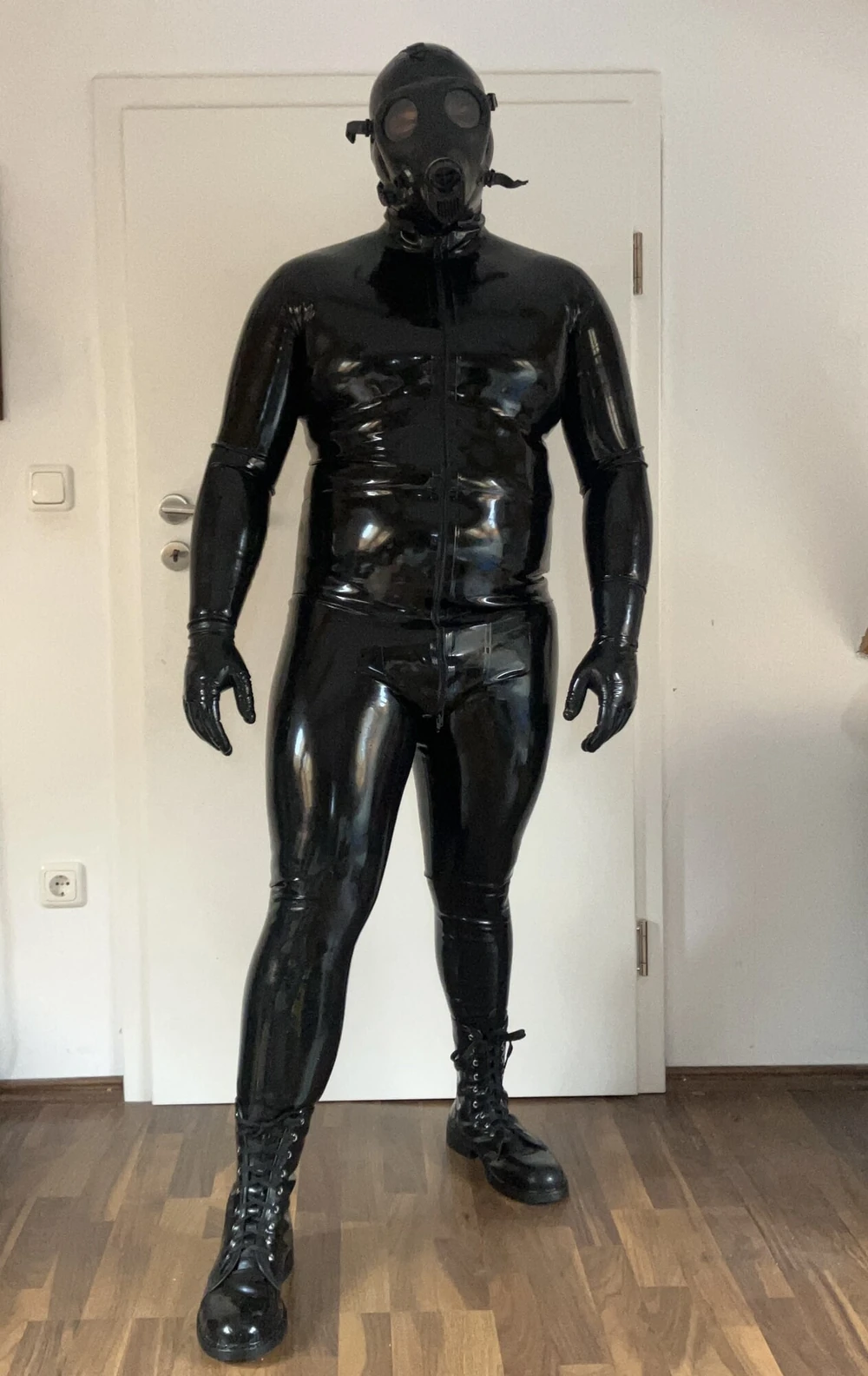 Latex Bitch