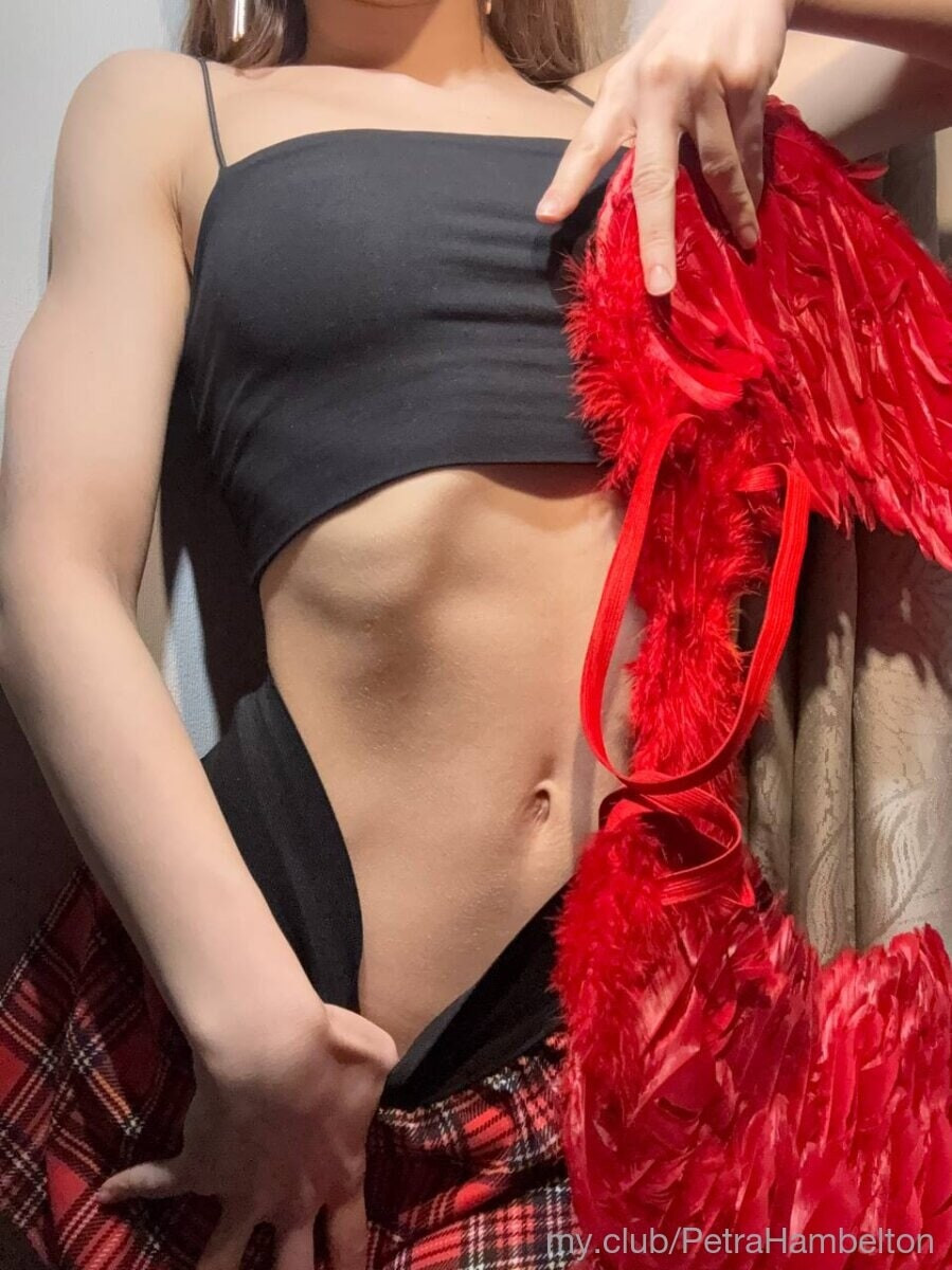 Agatha Free Photos #18