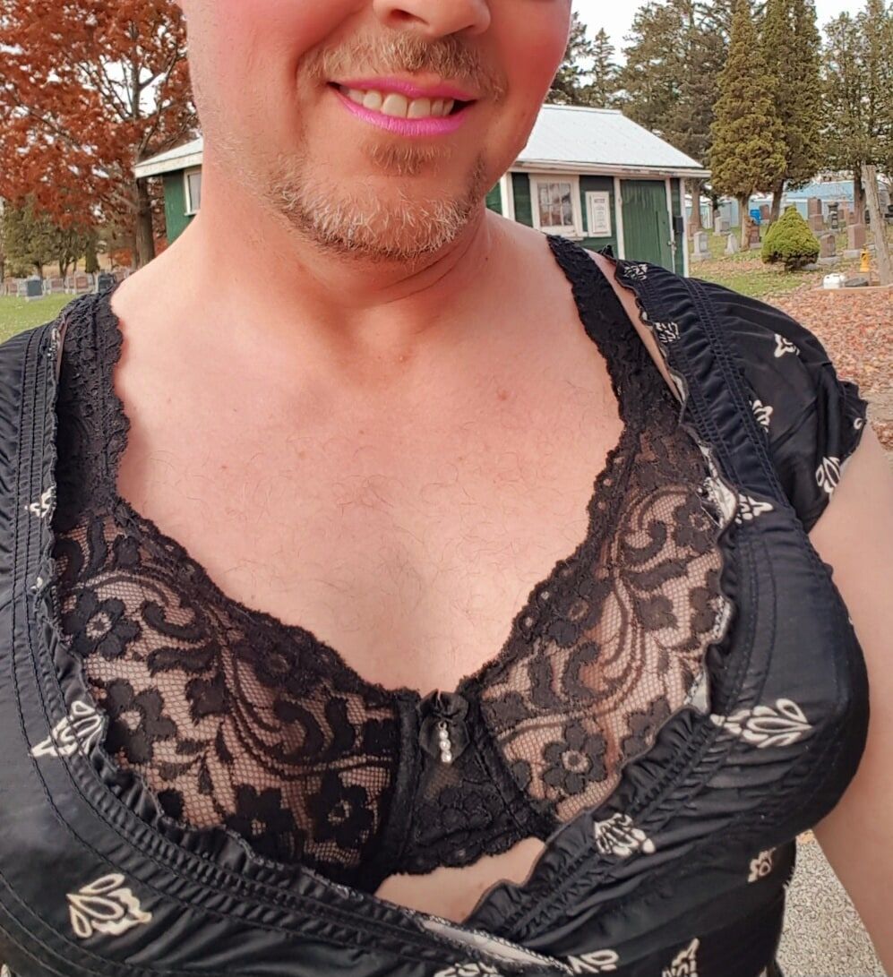 Outdoor Sissy