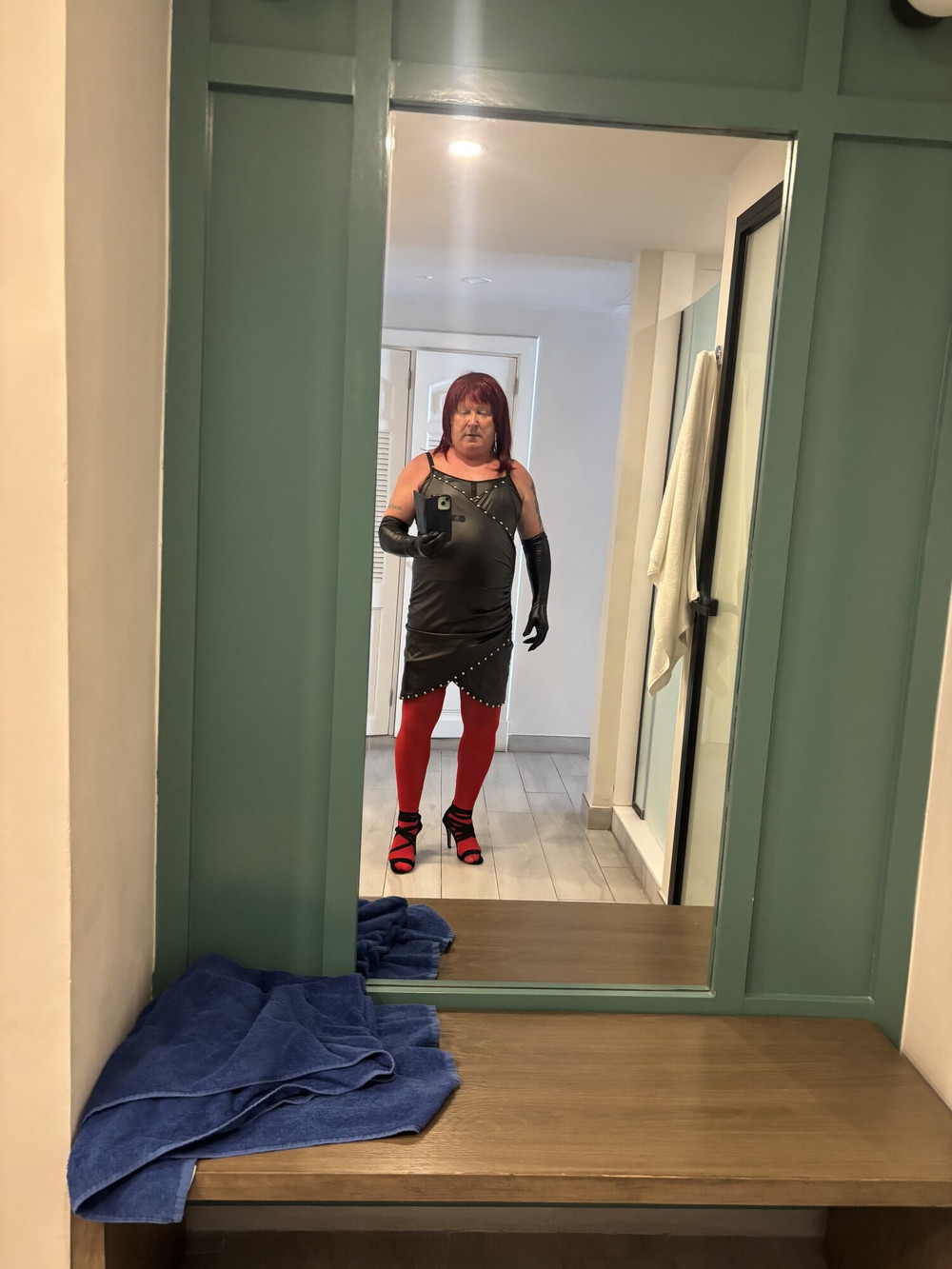 Red tights  #2