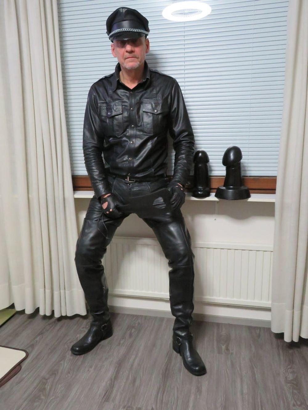 Finnish leather gay Juha Vantanen #10