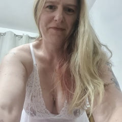 New toy and new outfit 