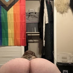 Ass pics and Penis pics 