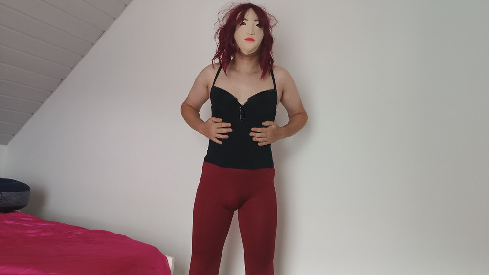 Sexy pics red pants and  black top #16