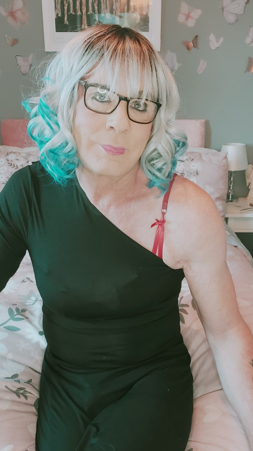 crossdressed Juniper Beri UK #7