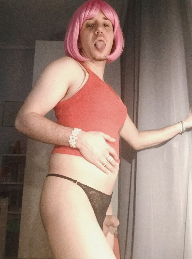 Greek sissy faggot 30yo still a pussyfree  #4