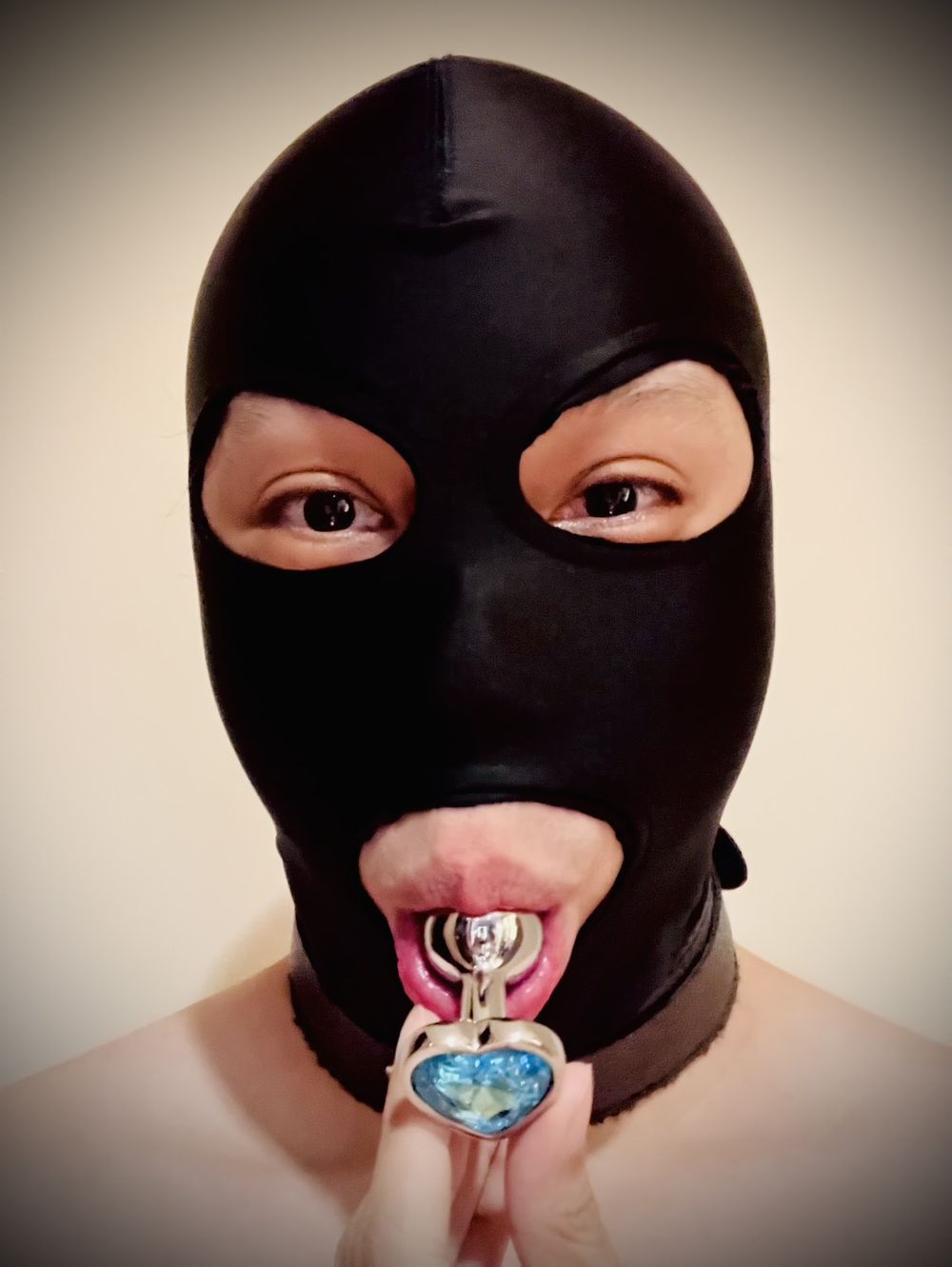 my mask, collar, and butt plugs #12