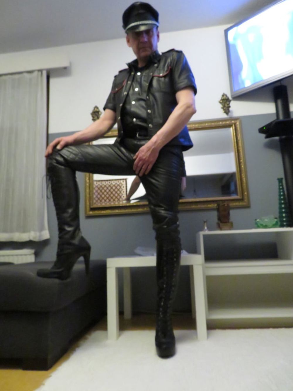 Juha Vantanen,finnish amateur leather fetish pornmodel #13