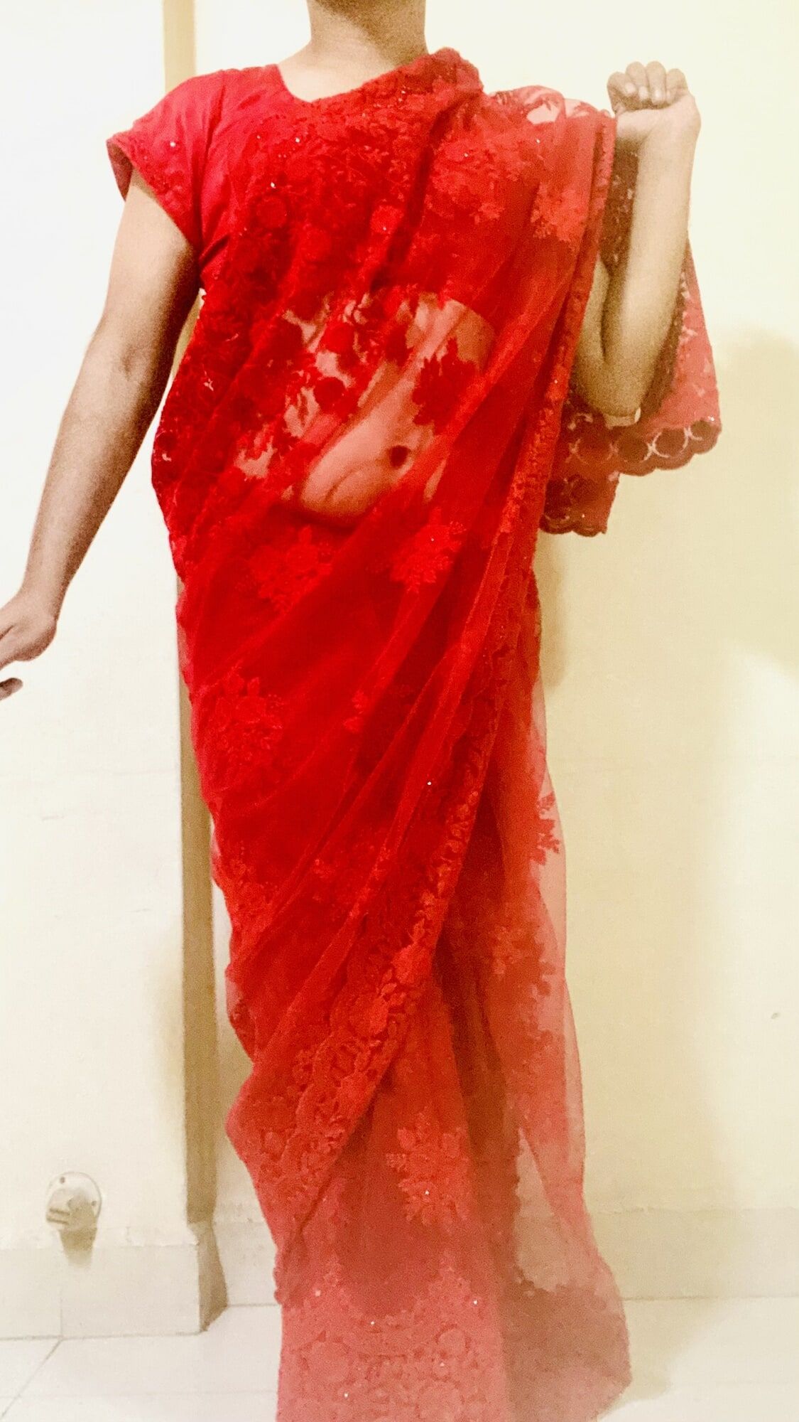 Red saree #15