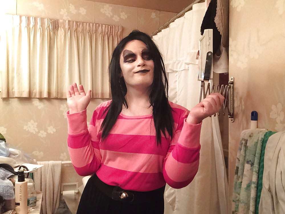 Pink and Vampy (goth tranny) #3