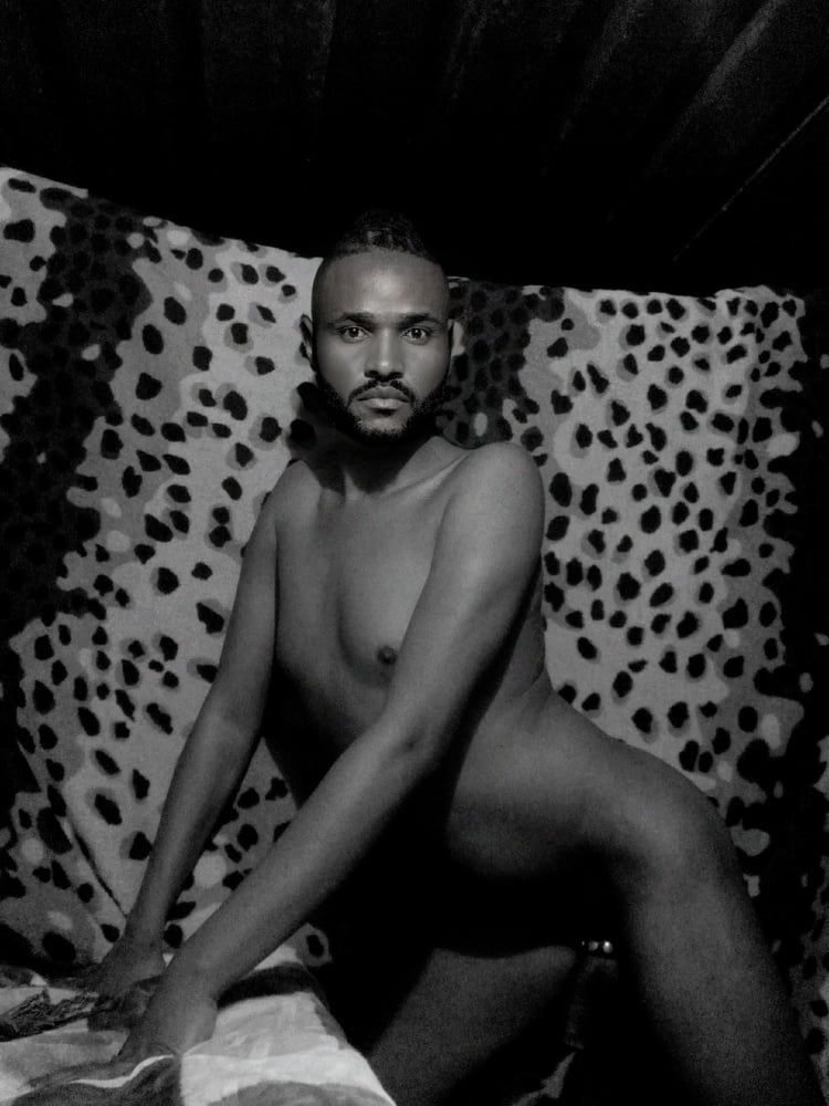 The Xhosa Nudist at your service #6