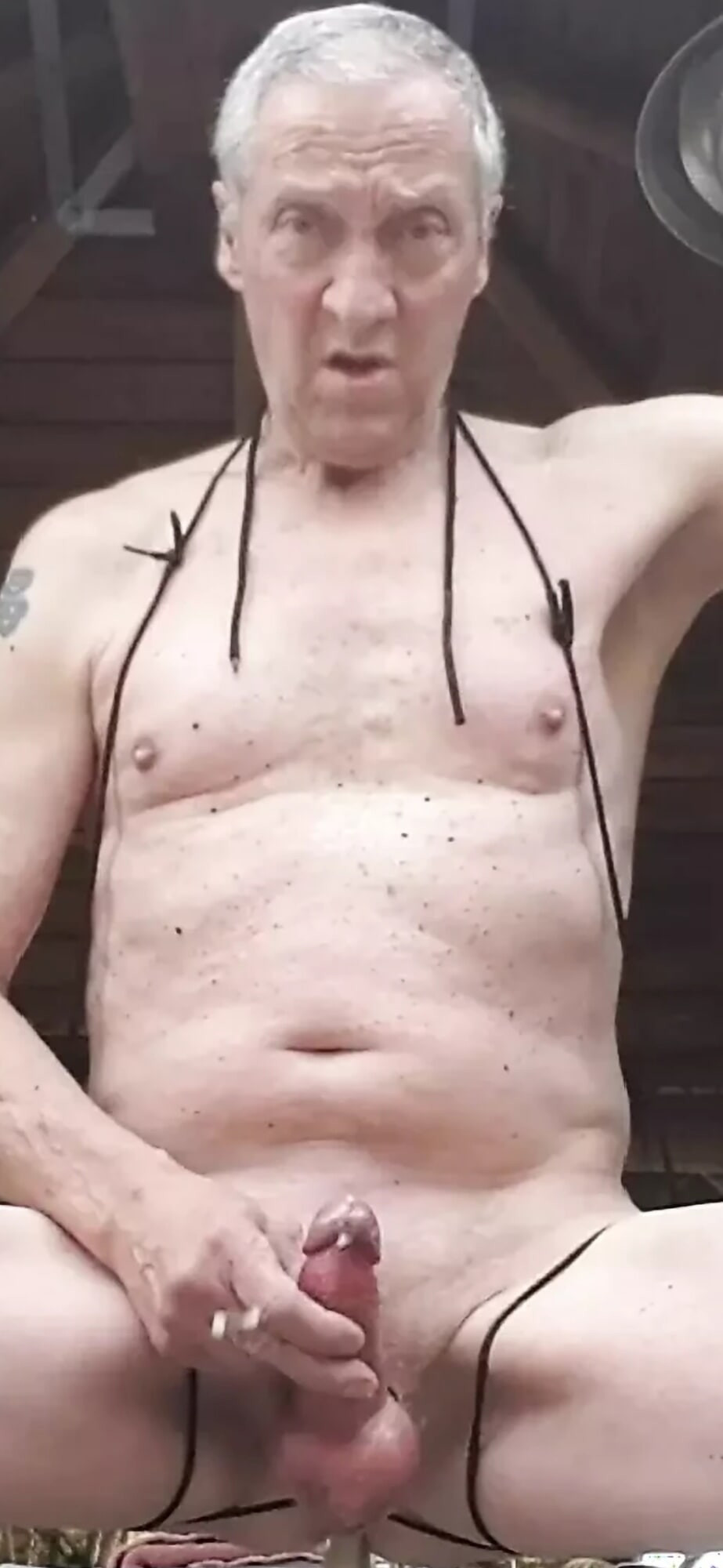 GRANDPA EXHIBITIONIST CLOSE UP CUMSHOT FESTIVAL #45