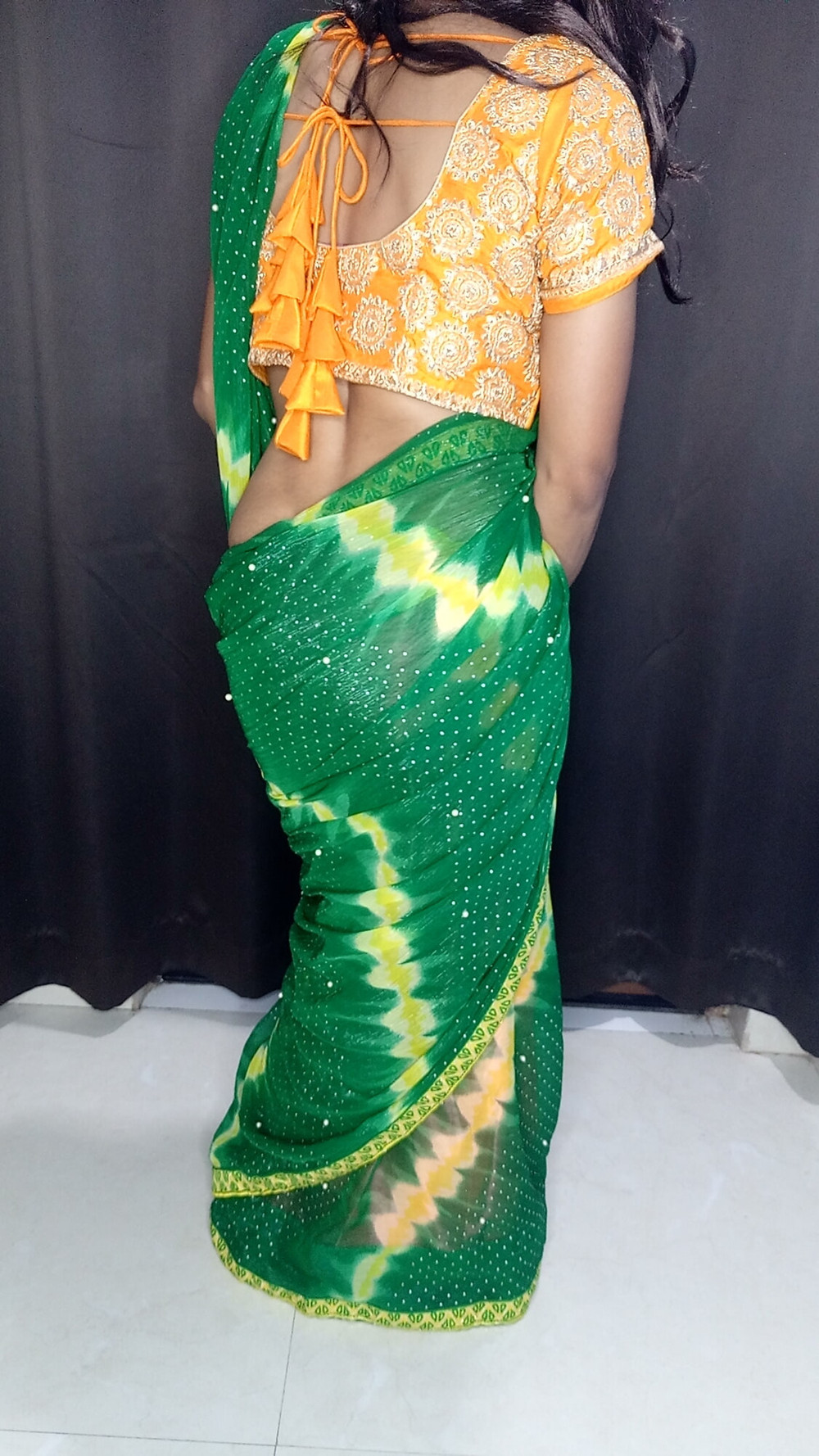My stepmom last night wear this saree  #13