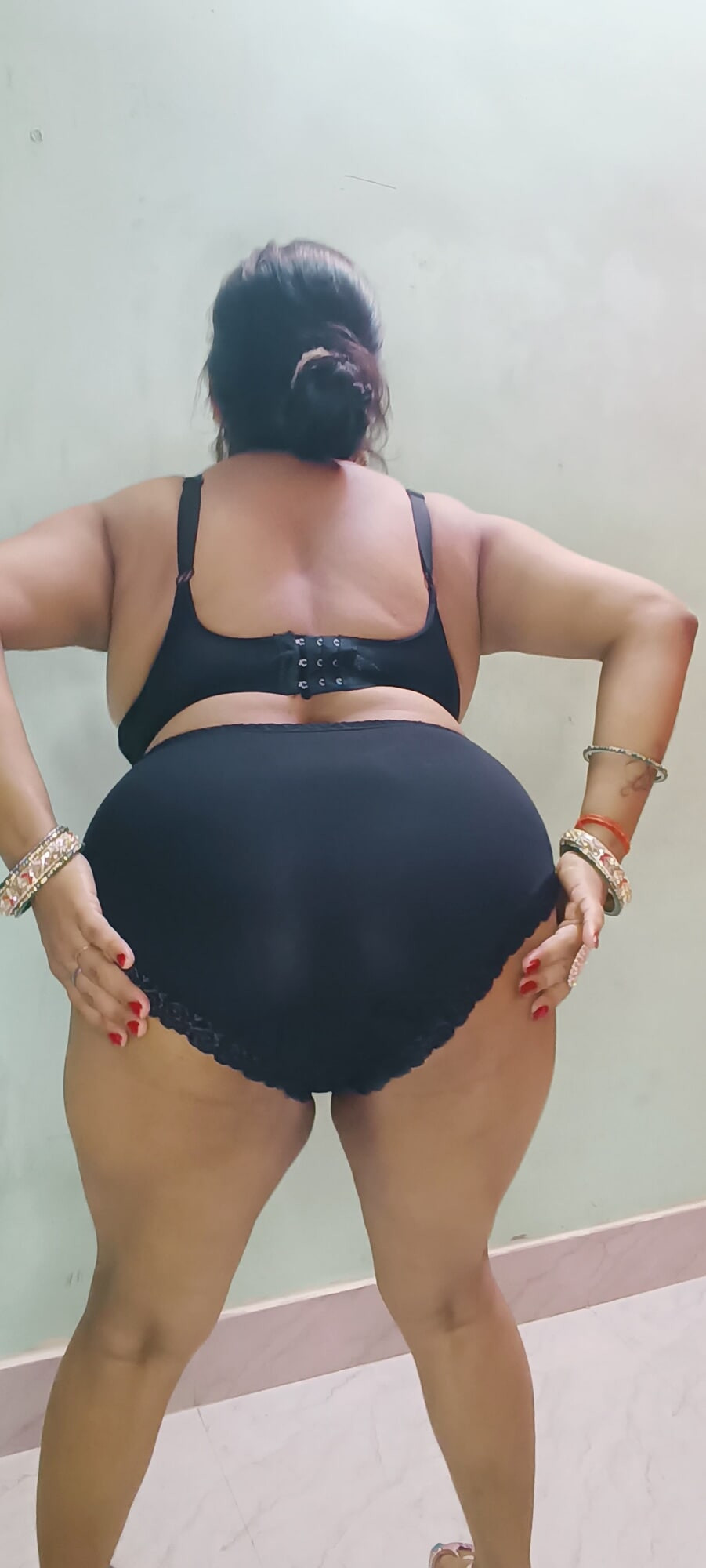 My full nude body