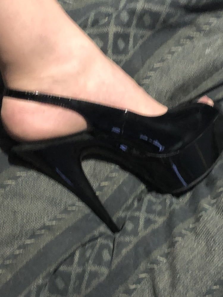 Sissy feet #4