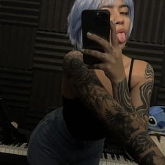 Dayana🖤 Free Photos