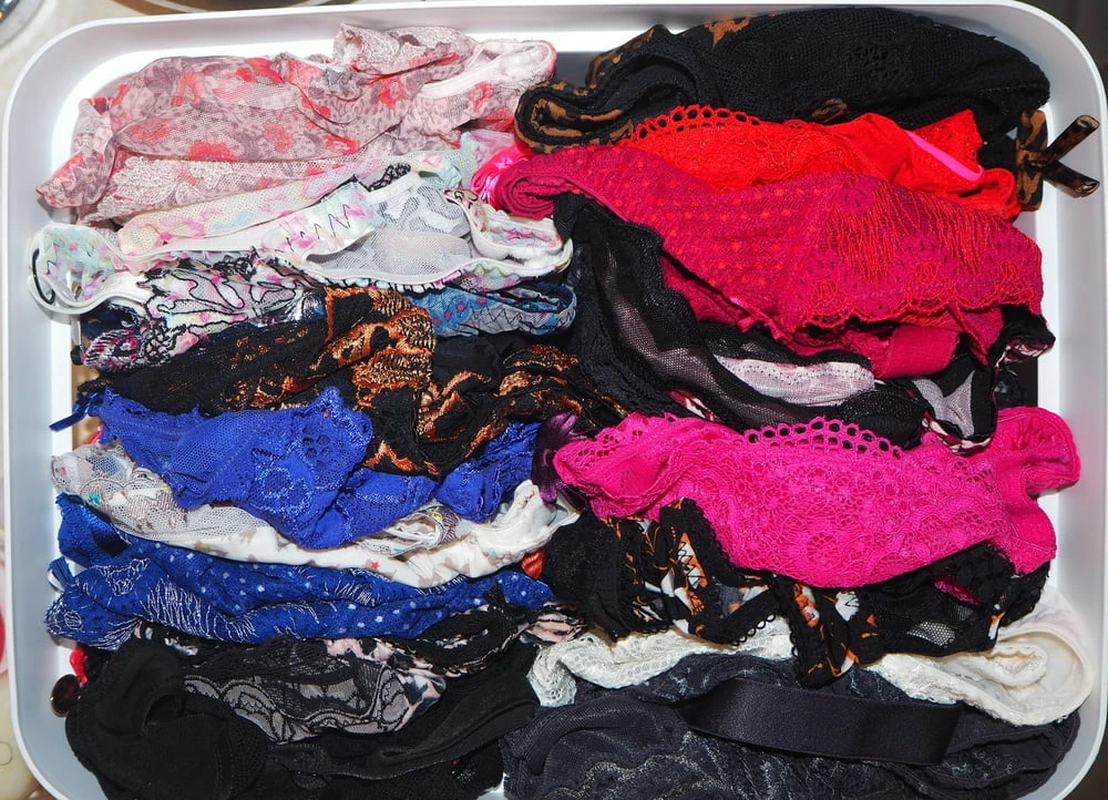 Valisere 46 Panty Collection