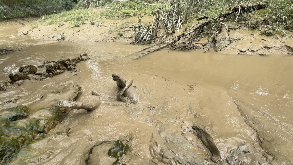 SHOT - BURIED IN MUD ! #14