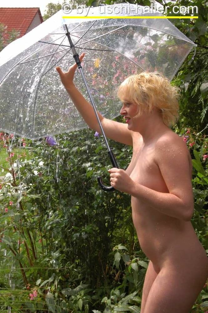 Photo shooting with cum slut Dany Sun in the garden #25