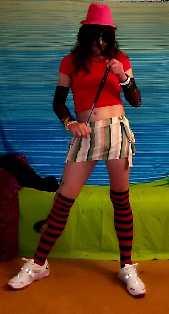 I need a daddy caddy to find my hole hehehe 14