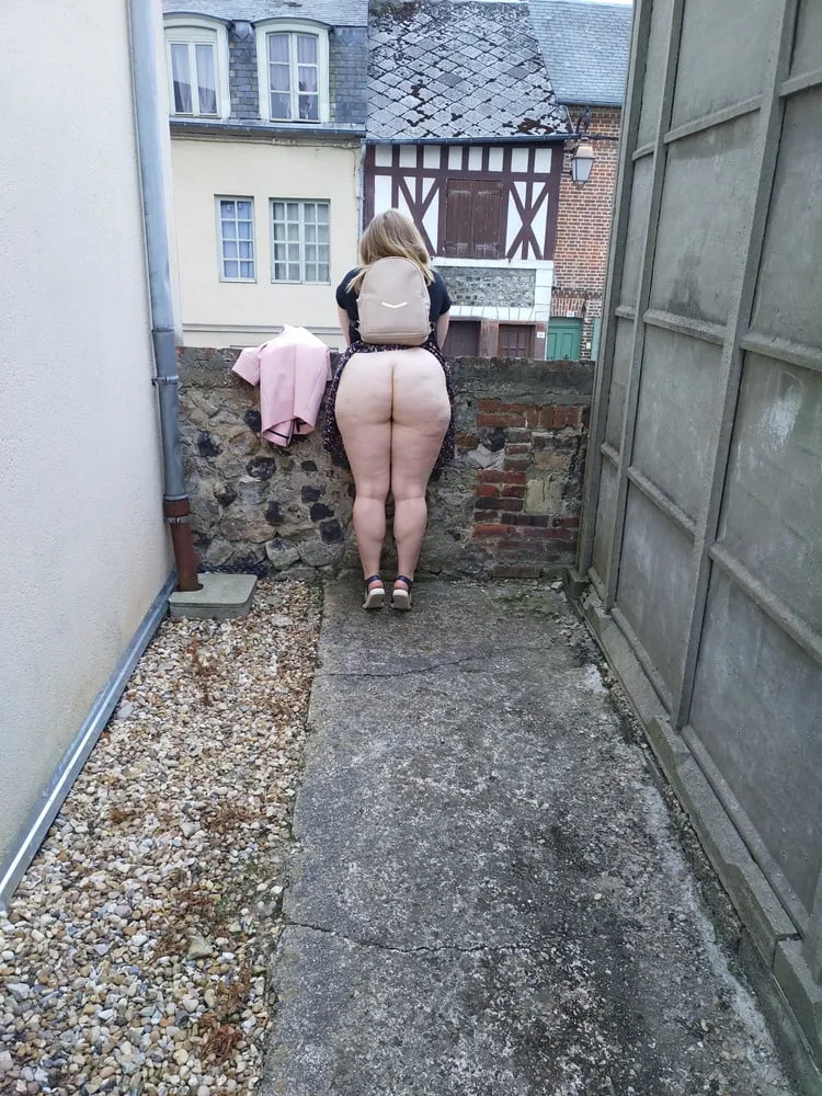 Public blowjob and exhib made in Normandy