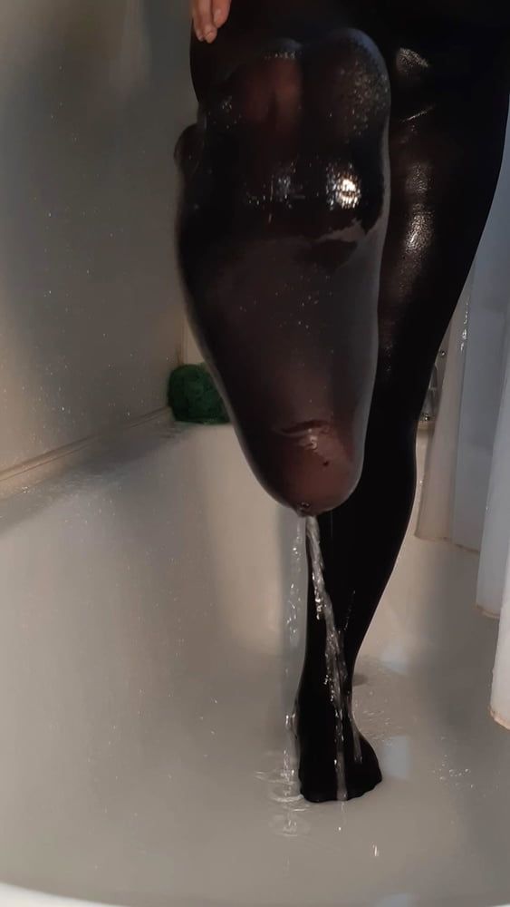 26.07.2019 - Shower In Wet Black Nylons #7