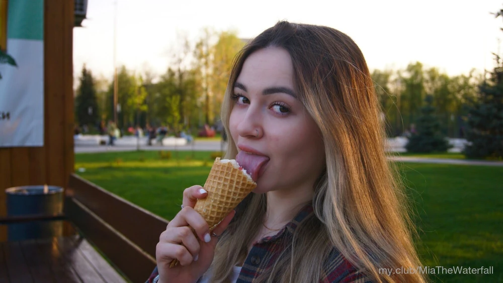 Mia Free Photos #6