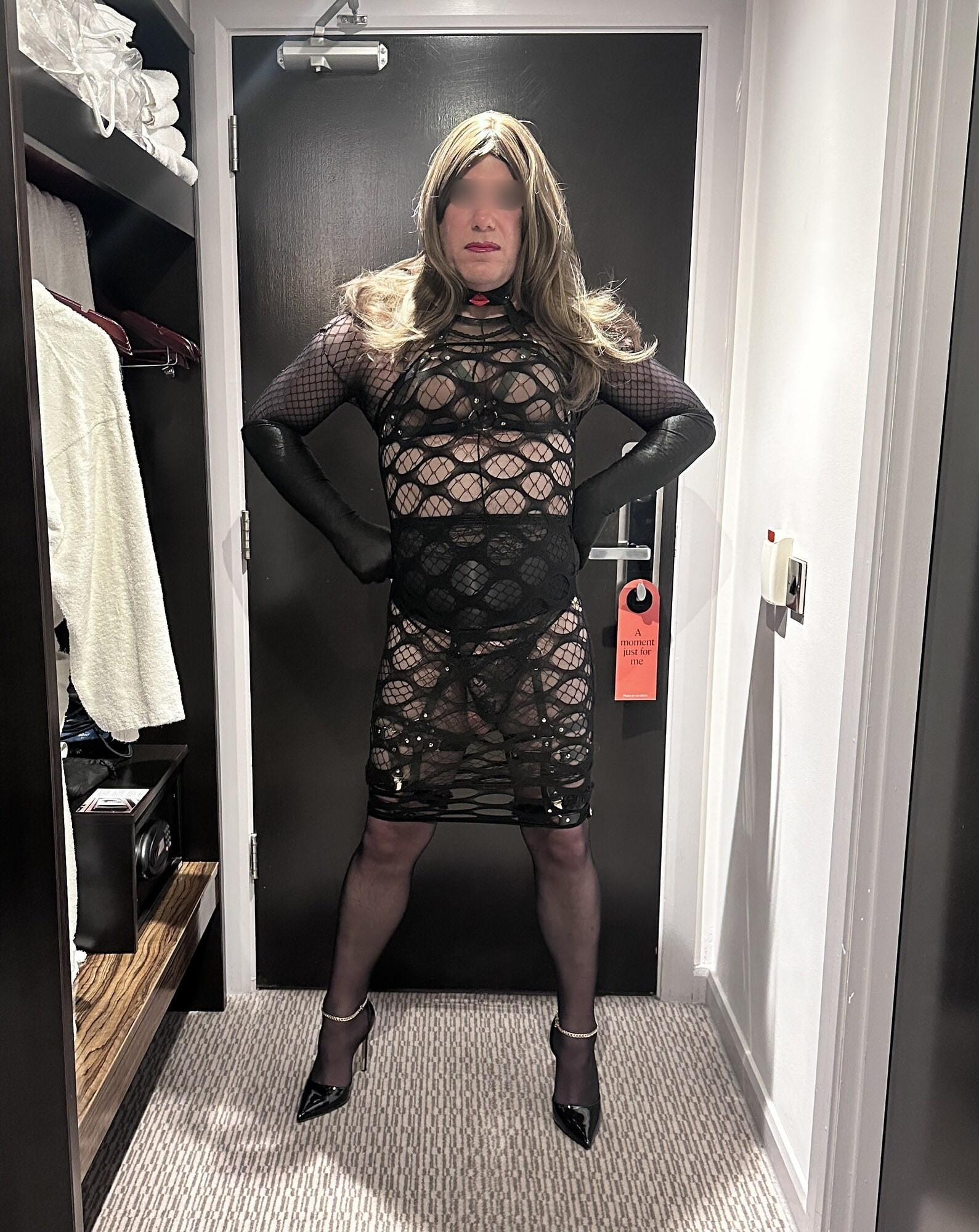 SuzieXXX Hotel Lingerie Slut 