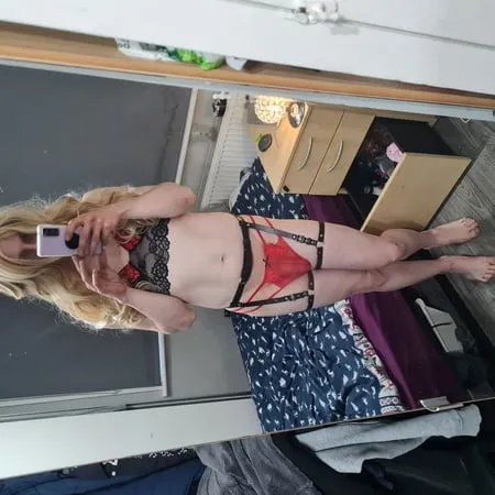 sissy slut         