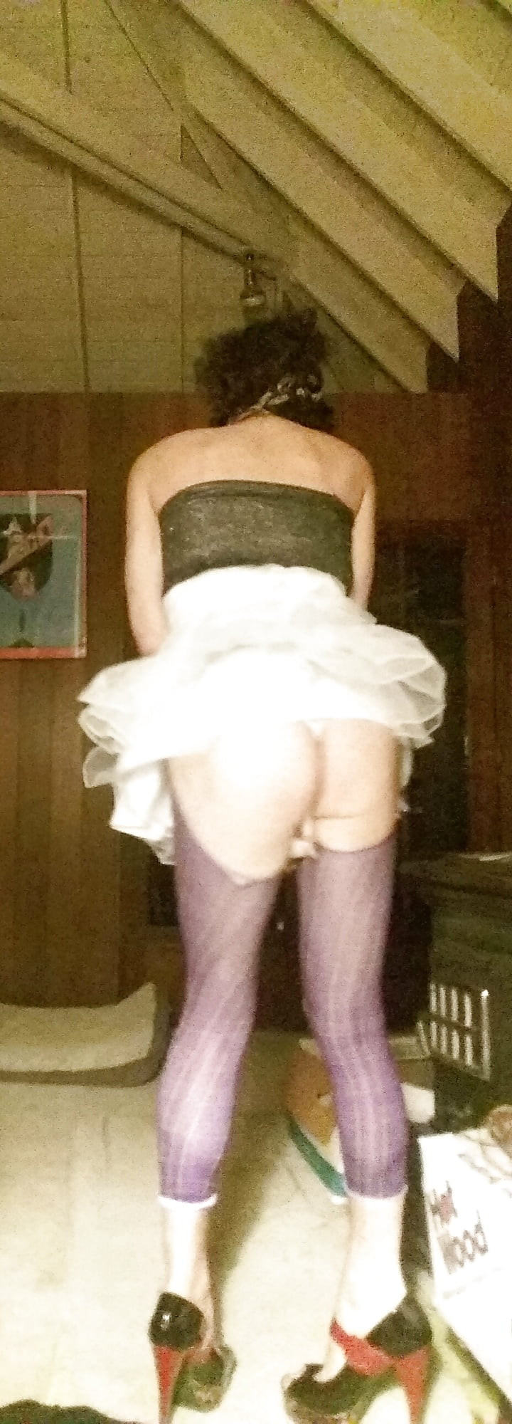 Frilly lil pink fuc pony girl ass up. #8