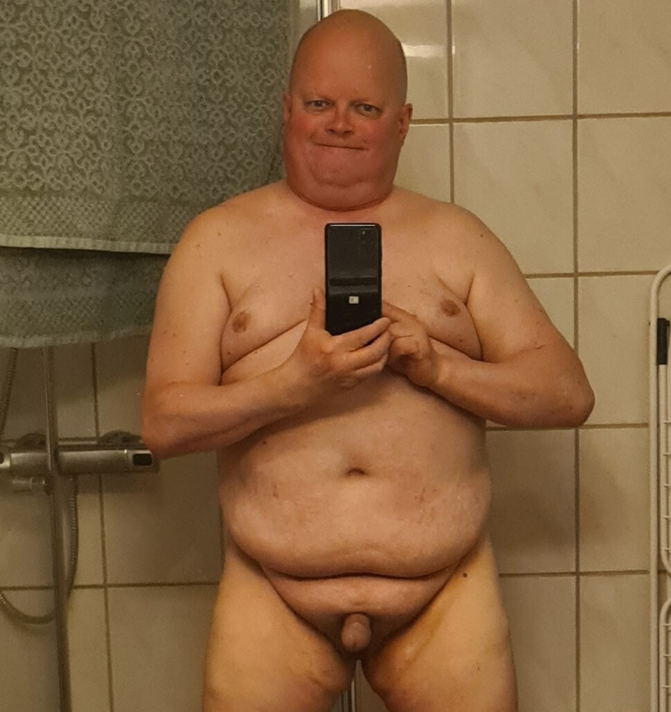 Nude pics of PornoTorgeir