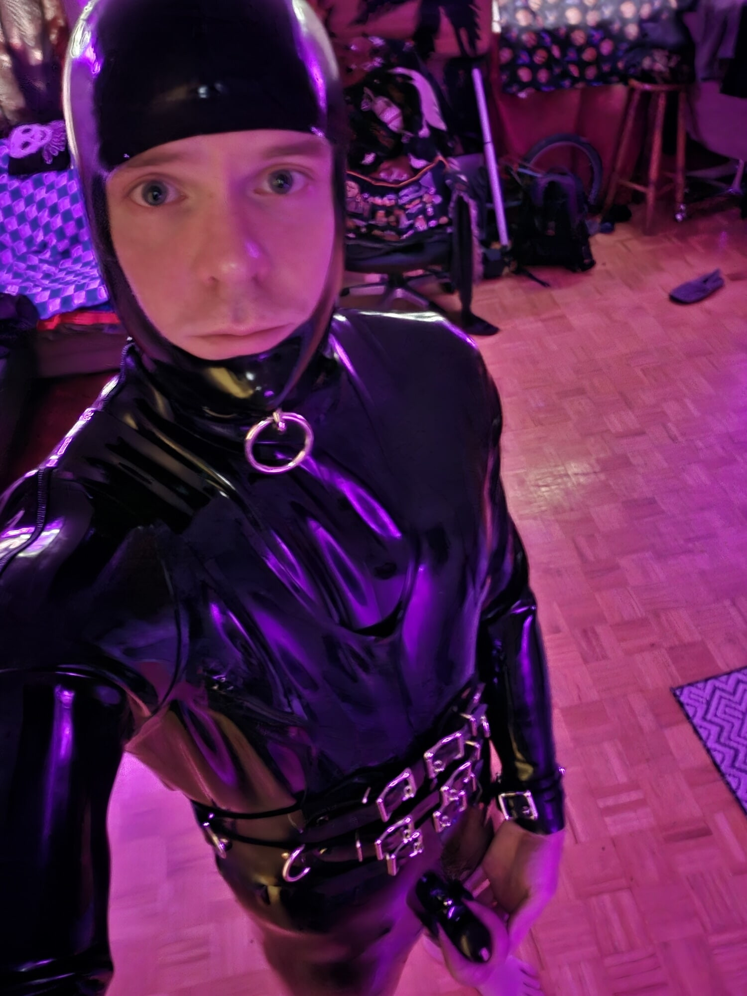owned rubber fag slave 