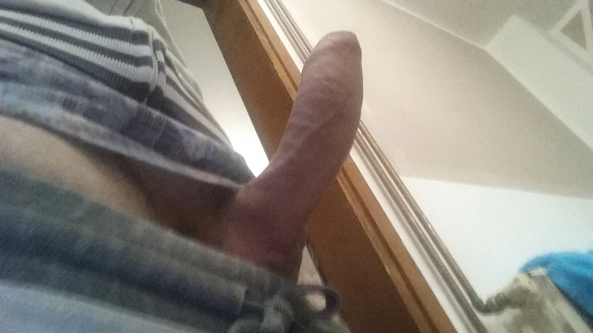 I need a wet pussy. ?