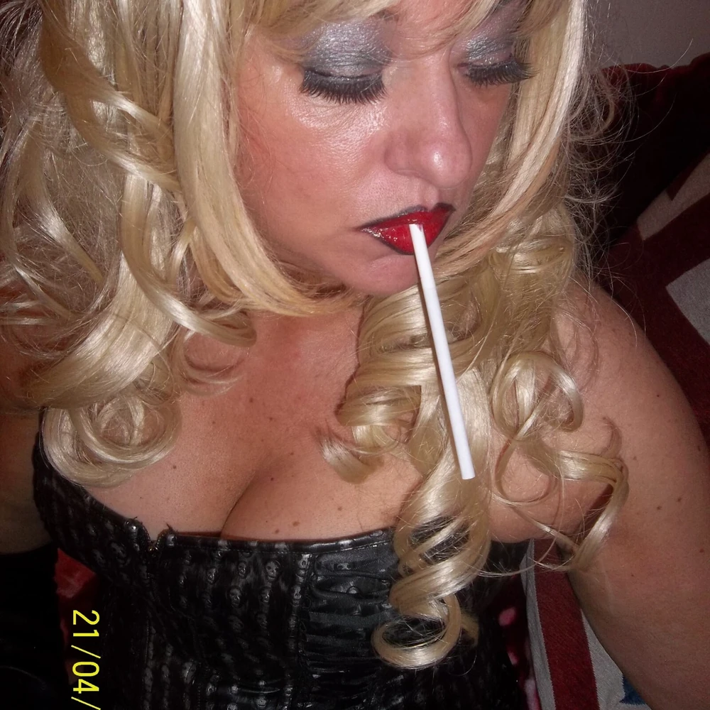 SHIRLEY SLUT 210 #4