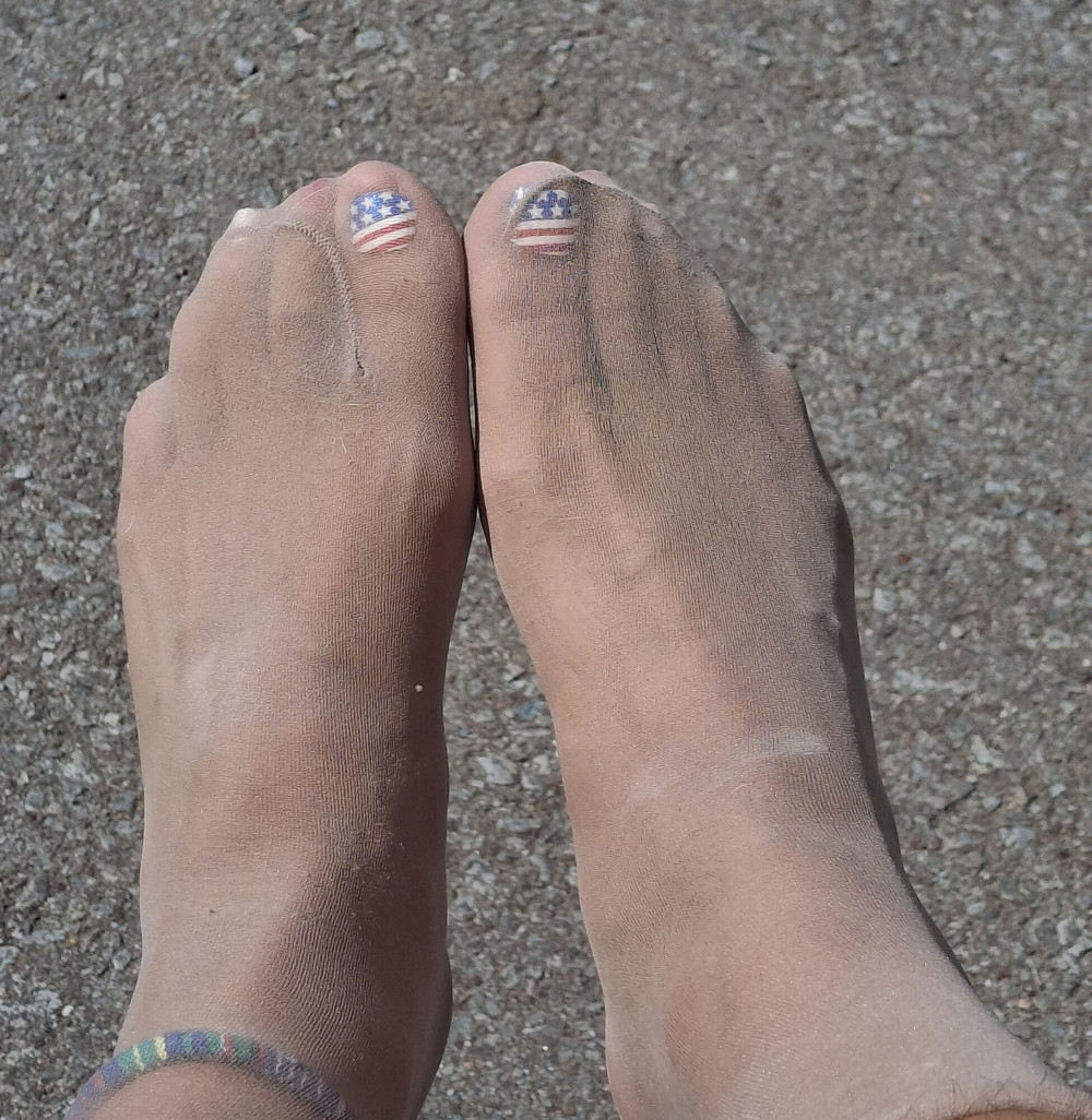My feet in pantyhose #3