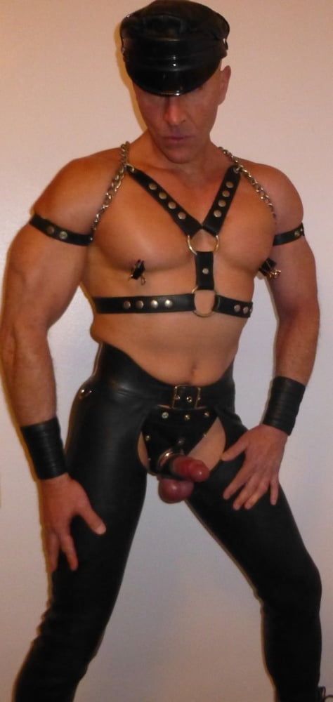 LeatherandMuscles in gear