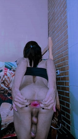 A novinha travesti comeu meu cu e me deixou toda arrombada