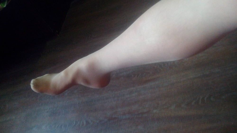 My feet in Nylon #5