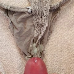 Auf Tanga gespritzt 