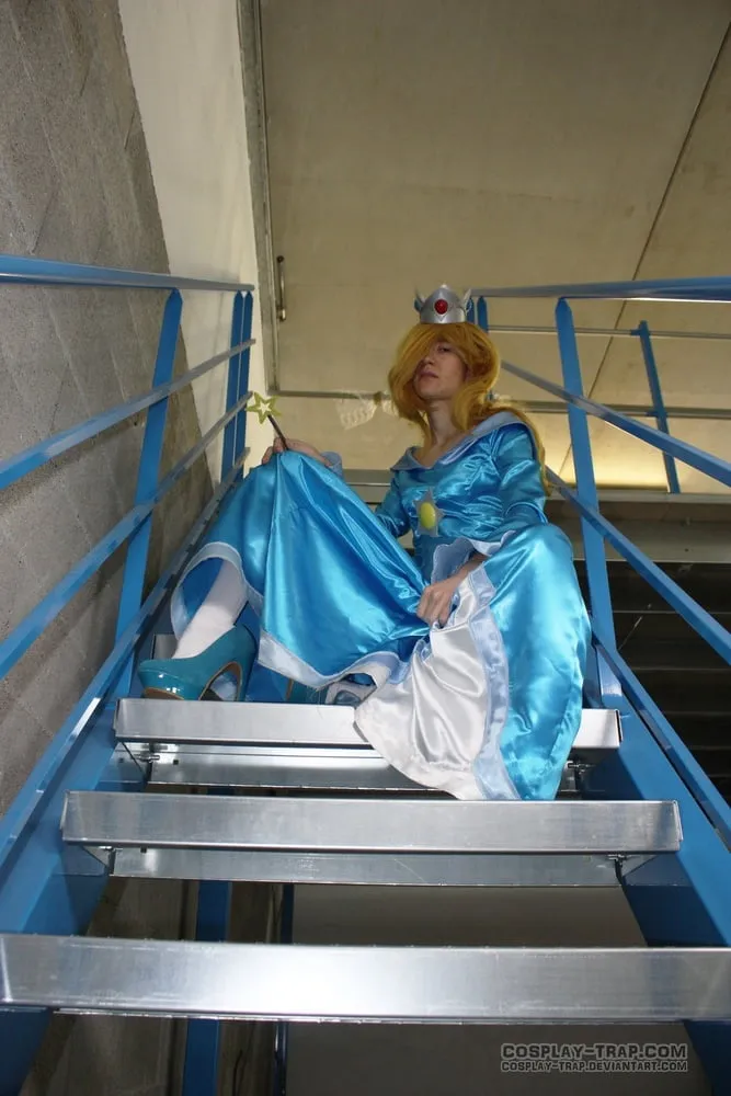 Crossdress Cosplay Kinky Rosalina On The Stairs 10 Pics Xhamster