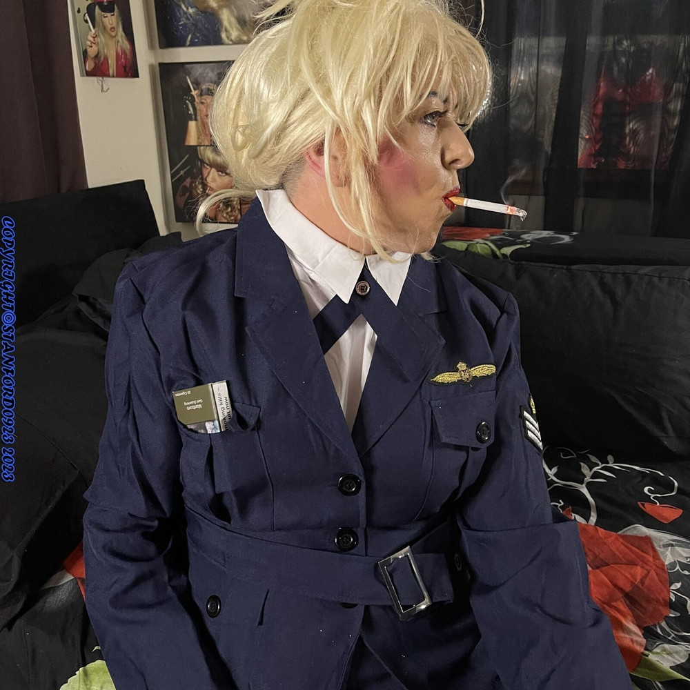 SHIRLEY SLUT OF THE SKIES  #7