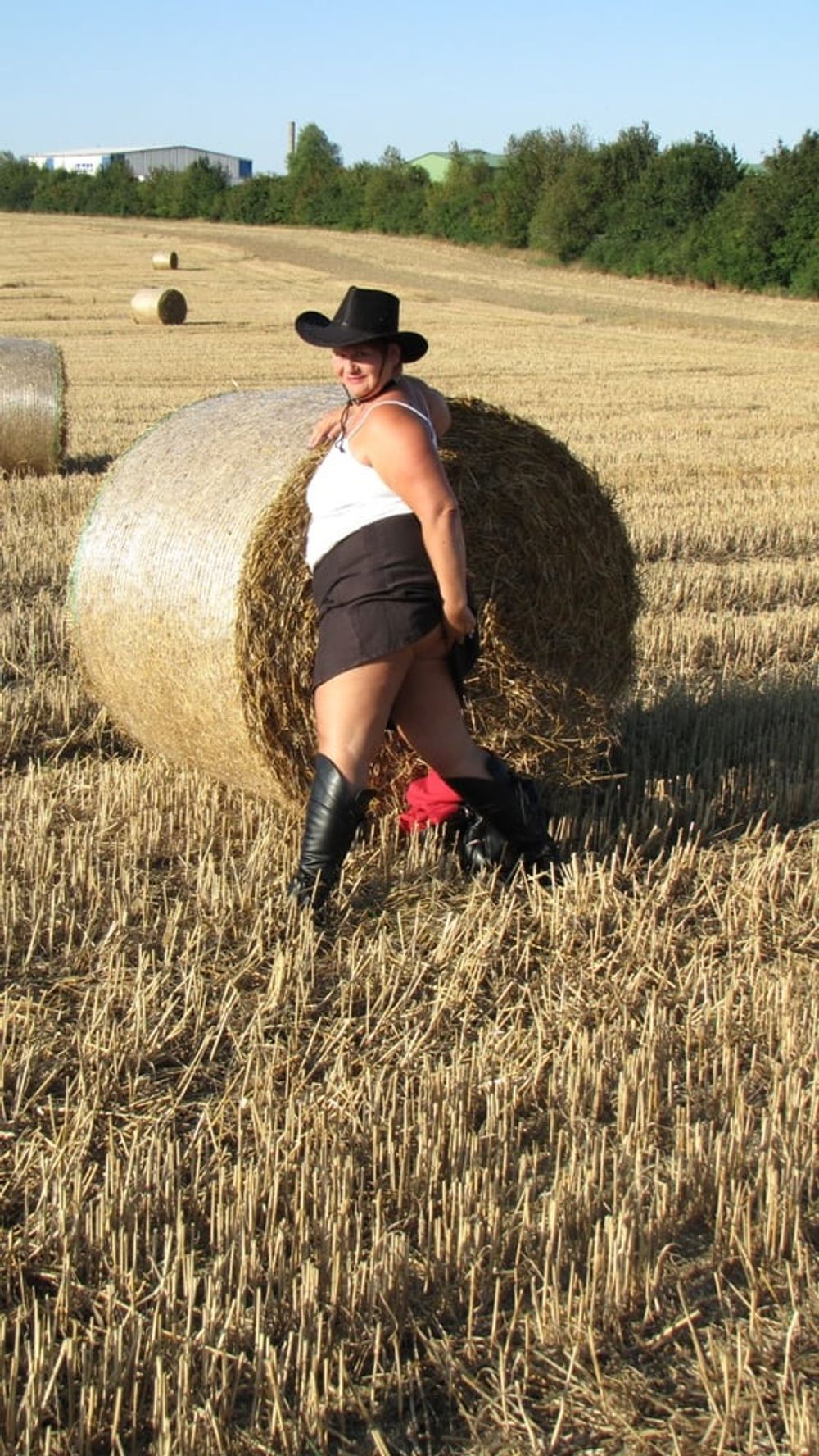 Posing in the cornfield ... #25