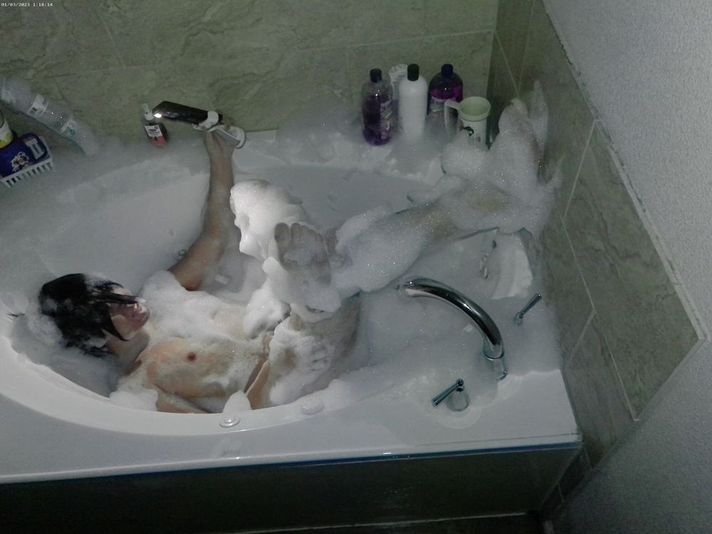 Kirito Bath Tub Photoshoot and Bath  #8